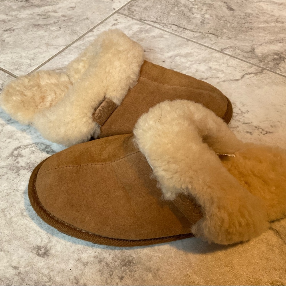 Emu Tan Sheepskin Women's Slippers